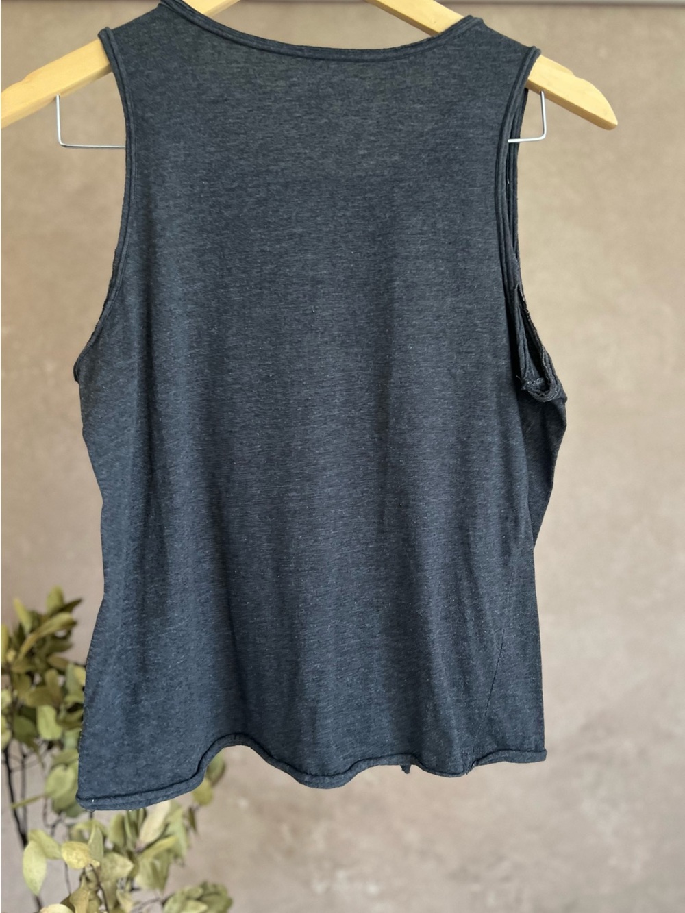 Wish You Were Here Graphic Tie-Front Tank Top Heathered Dark Grey - Picture 4 of 6